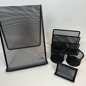 Five piece set of black metal mesh desktop organization. EUC.